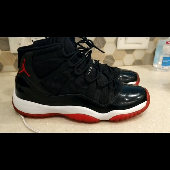 Air Jordans 11 bred size 7y - Picture 1 of 2